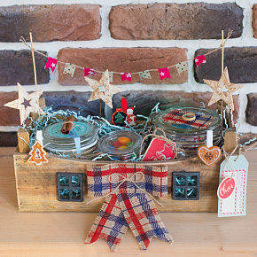 Новогодний ящик со сладостями "Winter Dream №1"