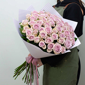 51 роза "Мемори Лайн"