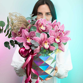 Шляпная коробка "Bright Orchids"