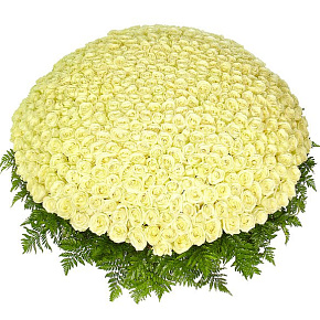 Букет из 501 белой розы в корзине