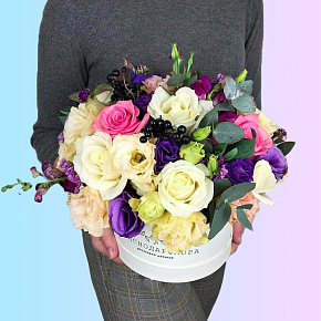 Шляпная коробка "Плюс к хорошему настроению"