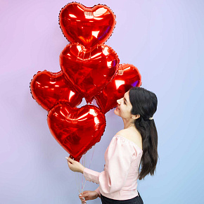 Набор из 5 красных шаров "Сердца"